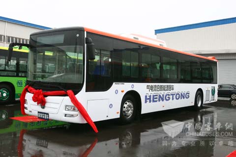 The Hengtong gas-electric hybrid power buses with the independent innovation.