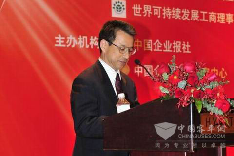 Mr. Wu, the president of Bridgestone made speech.