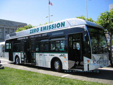 Twelve VAN HOOL Fuelcell Buses for AC Transit