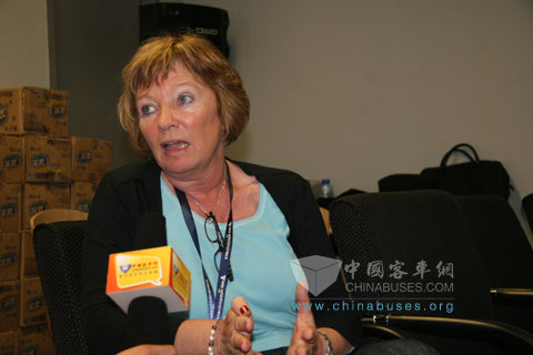 Sonia, general secretary of  Asia 2010