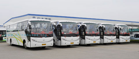 Zonda Bus Creates Star Service for Rental Customers 