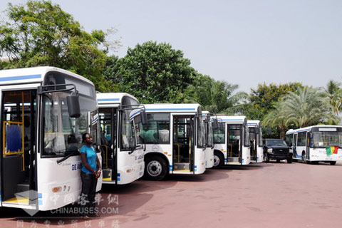 Kinglong city buses in Senegal Presidential Palace 