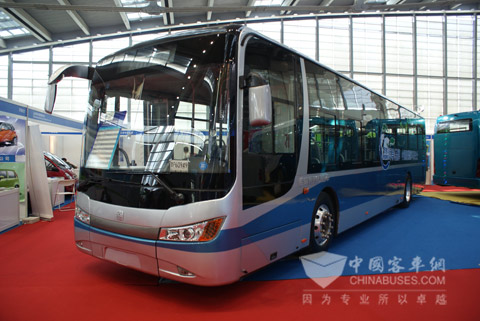 Zhongtong LCK6121HEV