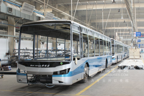 Hybrid power city bus 