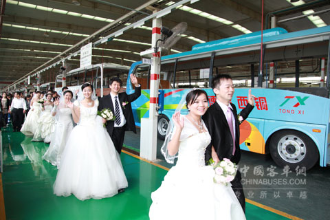 Group Wedding in Higer Bus