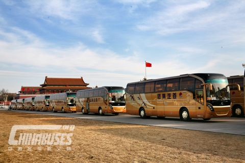 Golden Dragon XML6125J23 Buses were Driving in Tian