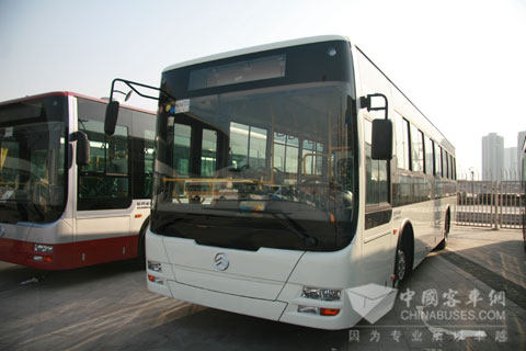 Golden Dragon bus