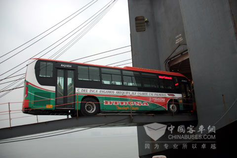 King Long gas bus for Peru