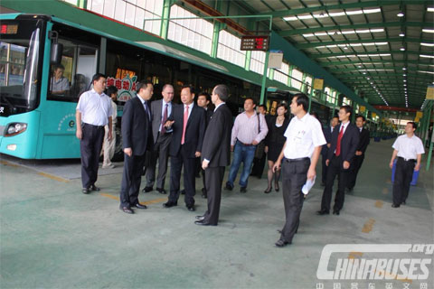 The Minister of Transport of Seychelles in Wuzhoulong Motors