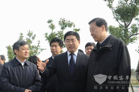 The party secretary of Jiangsu Province Luo Zhijun visited Zongda new energy pure electric buses