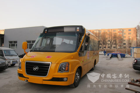 After the roll over test, Huanghai bus is driving normally