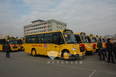 Zhongtong school bus are ready to start