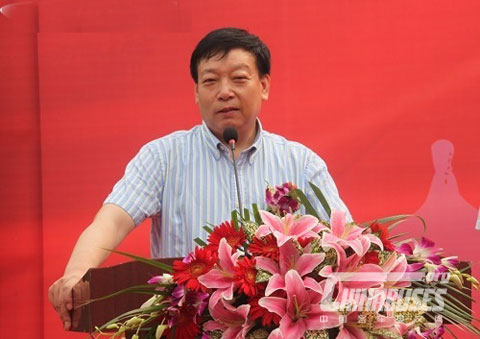 Pang Qingnian,chairman of Youngman Auto