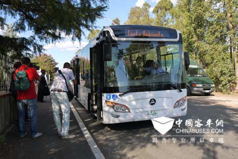 Alfa pure electric bus is in Italy