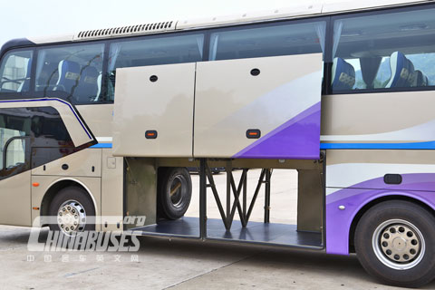 Test Driving of Golden Dragon XML6102J Double-floor Coach