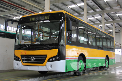 Hengtong N300 Buses Start Operation in Xinjiang 