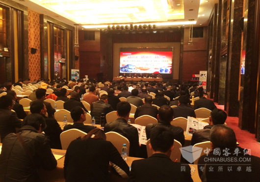 King Long Stages at Annual Meeting of Zhejiang Automotive Maintenance and Repair Trade Association