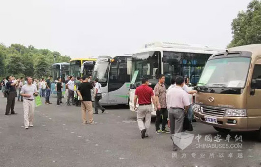 200 King Long New Energy Buses Delivered to Shaoxing for Operation 