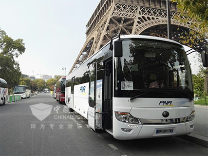 A Tour of Paris on Yutong Bus