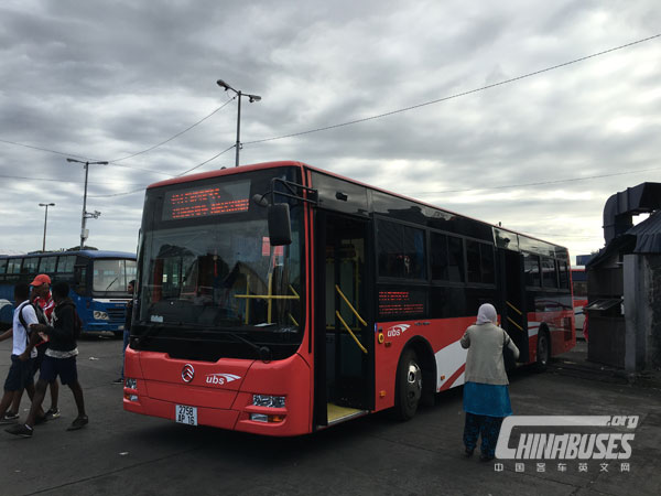 Golden Dragon Double-decker Delivered to Mauritius for Operation 