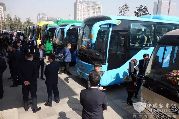 400-plus Big Heads Gathered at Yutong, Discussing New Energy Public Transportation